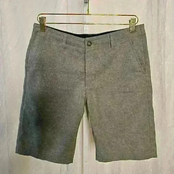 Volcom Men's Gray Surf and Turf Two-Way Stretch Shorts - Size 30 - Picture 1 of 4